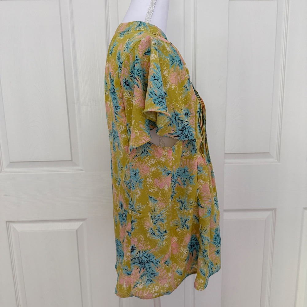 Entro Blouse Womens Large Yellow Floral Pintuck Pleated Short Sleeve T22871 - Picture 4 of 9